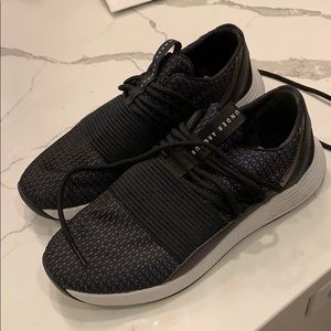 Under Armour, reflective tennis shoes, 7,5